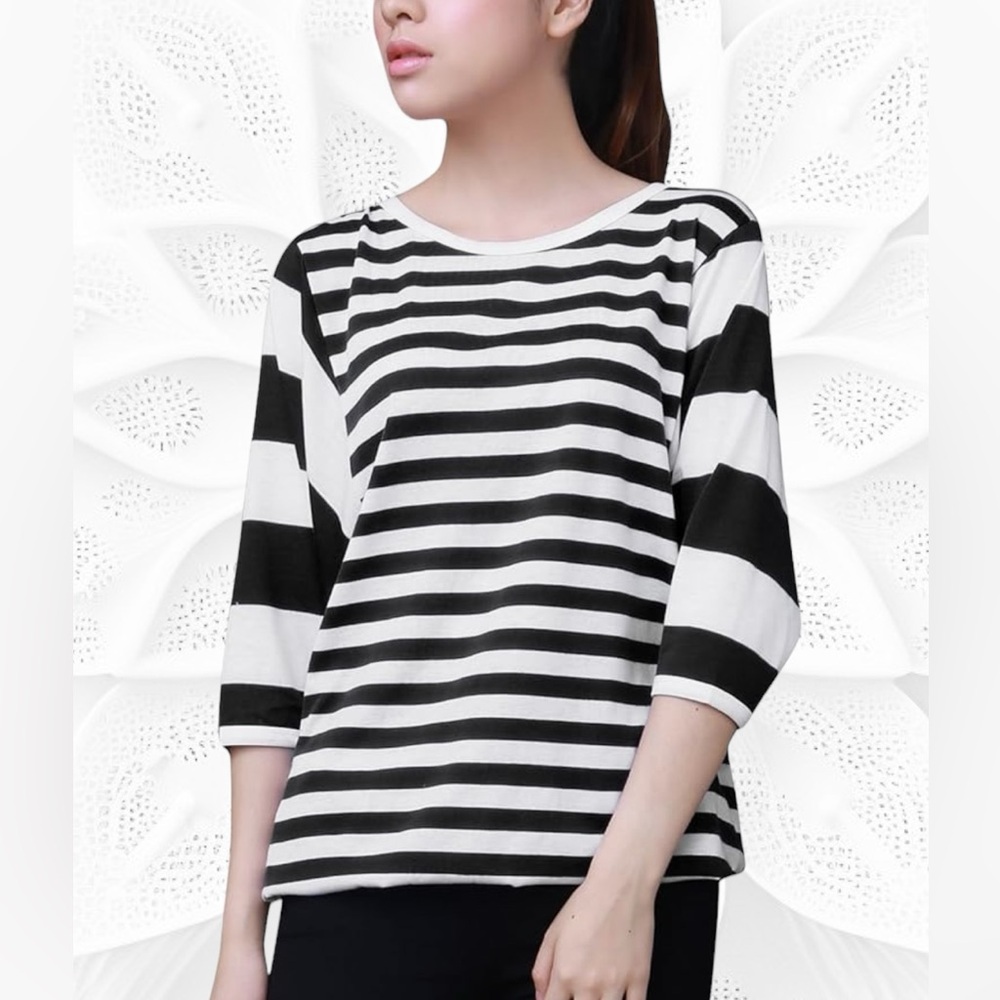 Black and White Striped Dolman Sleeve Elastic Hem Loose Fit Blouse for Ladies.